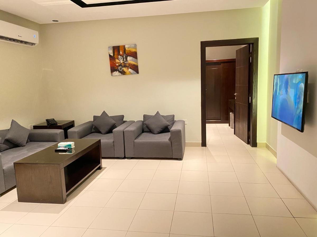 Triple Tree Serviced Unites Эль-Хуфуф Экстерьер фото